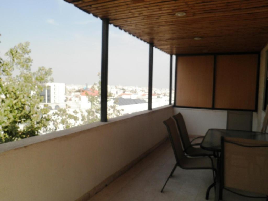 Granada Suites Hotel Amán Exterior foto